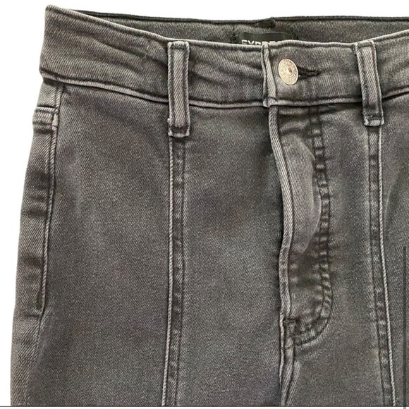 Express NWOT High Waisted Seamed Mom Jeans - Picture 3 of 4